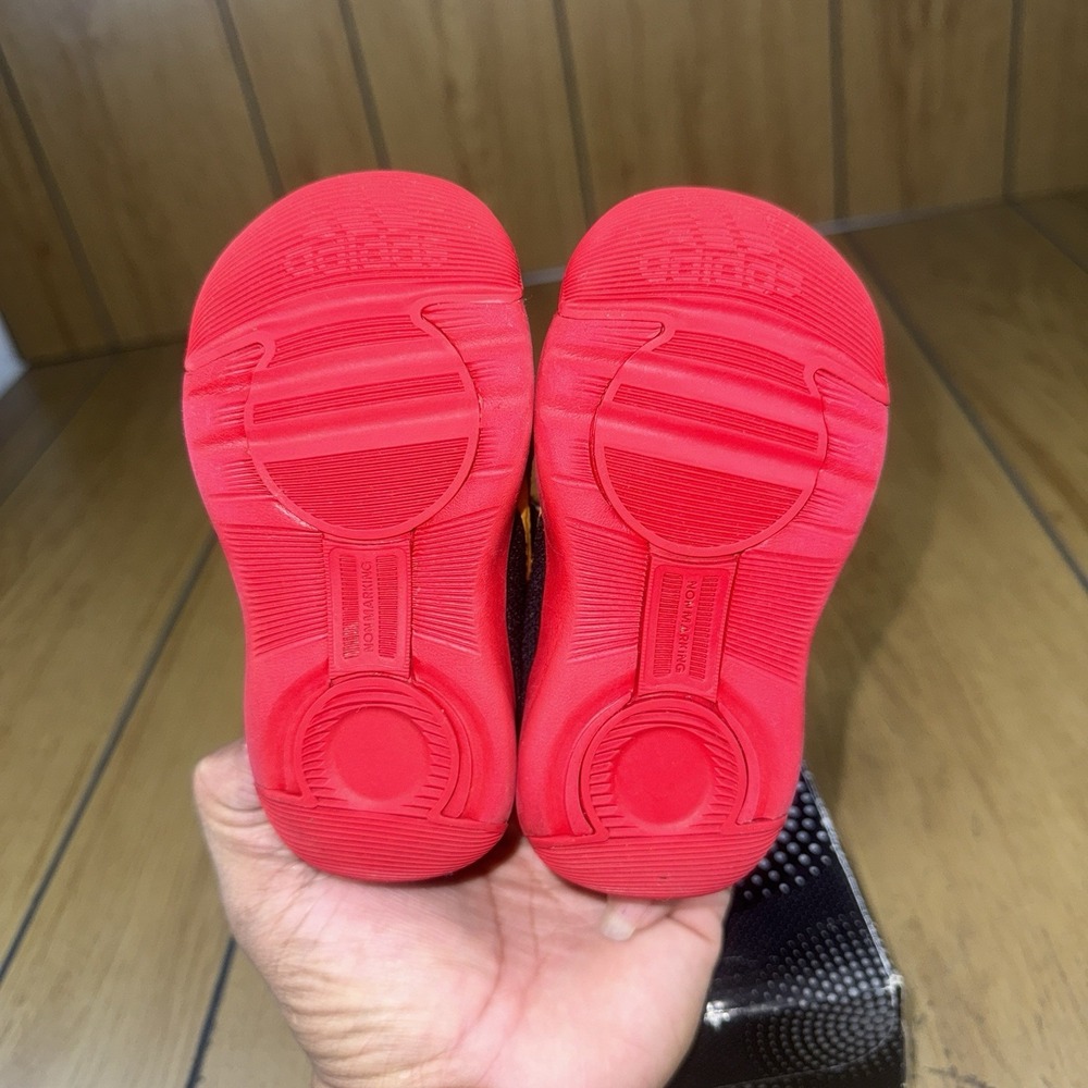 Adidas Toddler Disney Mickey Mouse Boys ActivePlay 1 Shoes Black Red Size 6K - Picture 3 of 16